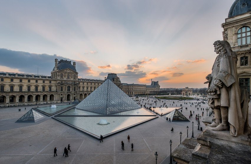 Louvre Museum (Musée du Louvre), Paris, Île-de-France, France